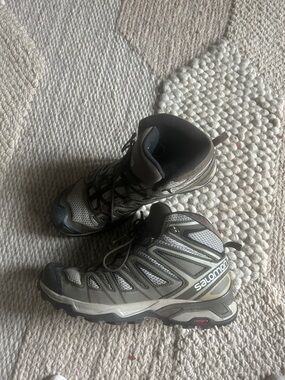 Salomon Hiking Boots in Olive and Black